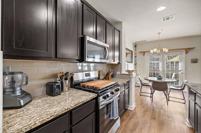 1101 E Parmer LN 318, Austin, TX 78753