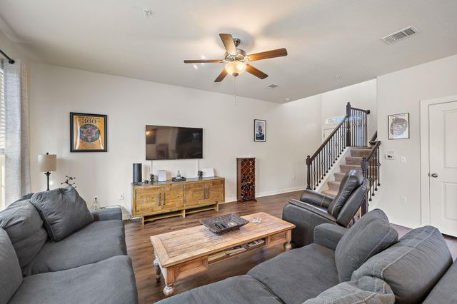 1101 E Parmer LN 318, Austin, TX 78753