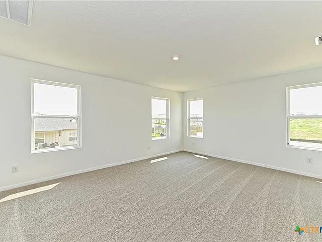 157 Seattle Slew DR, Jarrell, TX 76537