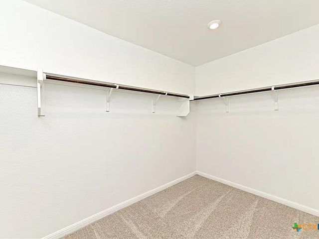 157 Seattle Slew DR, Jarrell, TX 76537