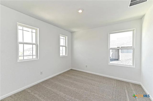 157 Seattle Slew DR, Jarrell, TX 76537