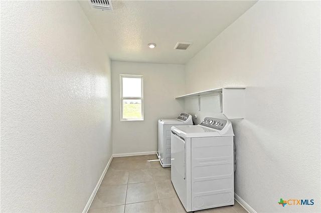 157 Seattle Slew DR, Jarrell, TX 76537