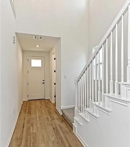 157 Seattle Slew DR, Jarrell, TX 76537