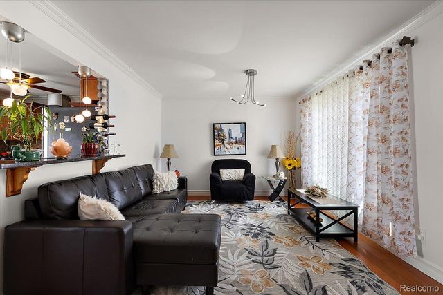 40058 Fraser Drive, Sterling Heights, MI 48310