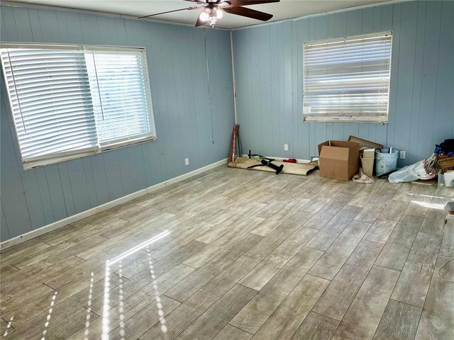 3911 45TH STREET E, Bradenton, FL 34208