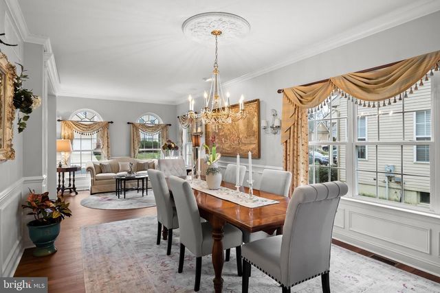 8 SARATOGA SPRINGS DR, Cinnaminson, NJ 08077