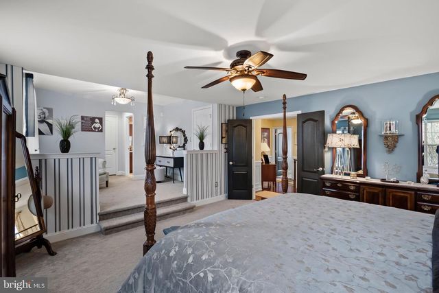 8 SARATOGA SPRINGS DR, Cinnaminson, NJ 08077