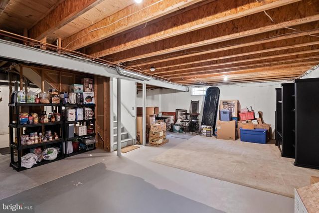 8 SARATOGA SPRINGS DR, Cinnaminson, NJ 08077