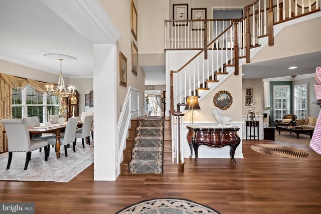 8 SARATOGA SPRINGS DR, Cinnaminson, NJ 08077