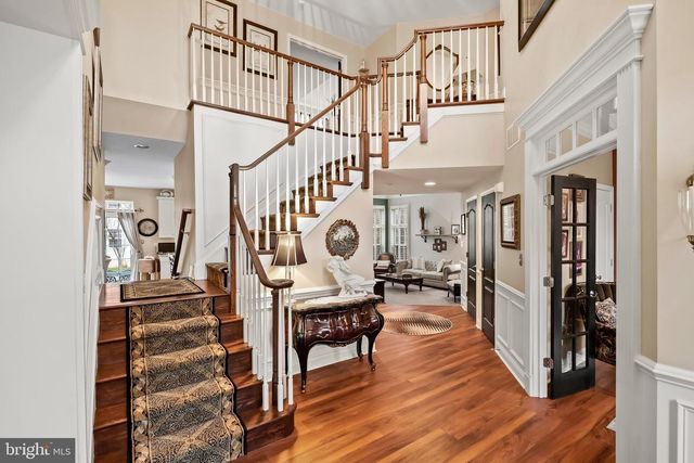 8 SARATOGA SPRINGS DR, Cinnaminson, NJ 08077