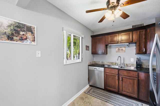 376 Saxony H, Delray Beach, FL 33446