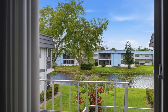 376 Saxony H, Delray Beach, FL 33446