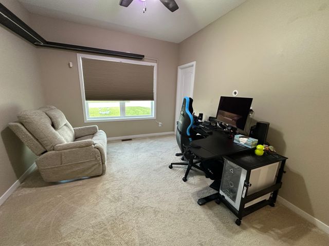 703 N 10th Avenue, Winterset, IA 50273