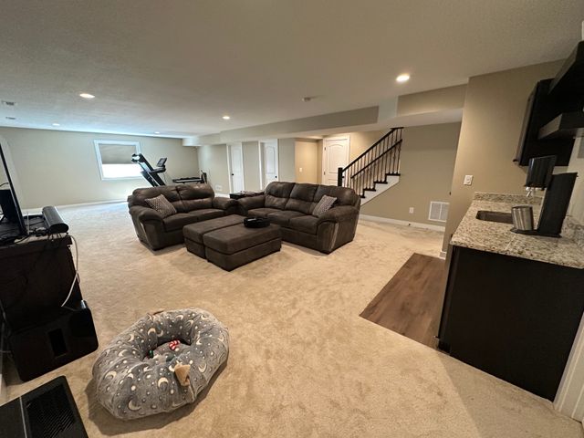 703 N 10th Avenue, Winterset, IA 50273