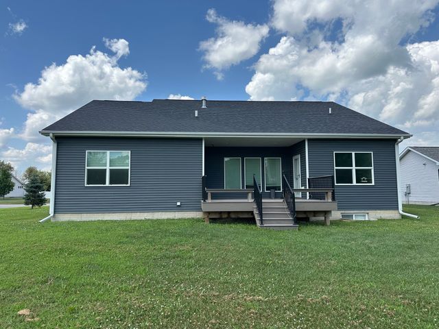 703 N 10th Avenue, Winterset, IA 50273
