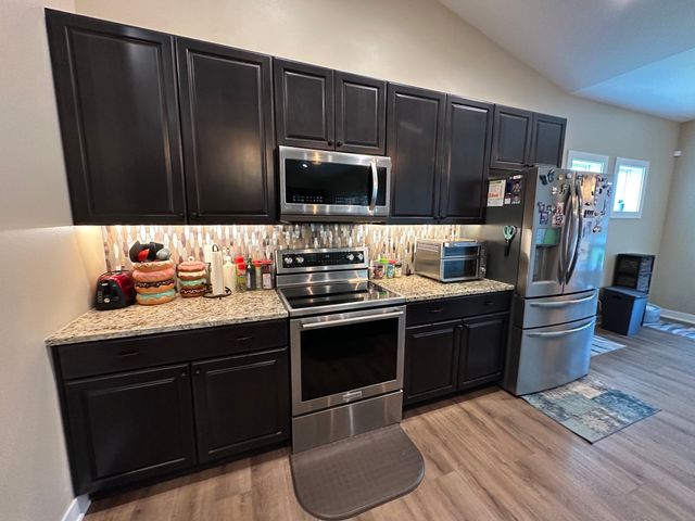 703 N 10th Avenue, Winterset, IA 50273