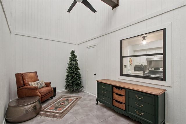 1899 Saddleback Boulevard 16, Norman, OK 73072