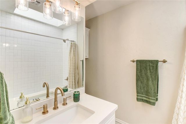 1899 Saddleback Boulevard 16, Norman, OK 73072