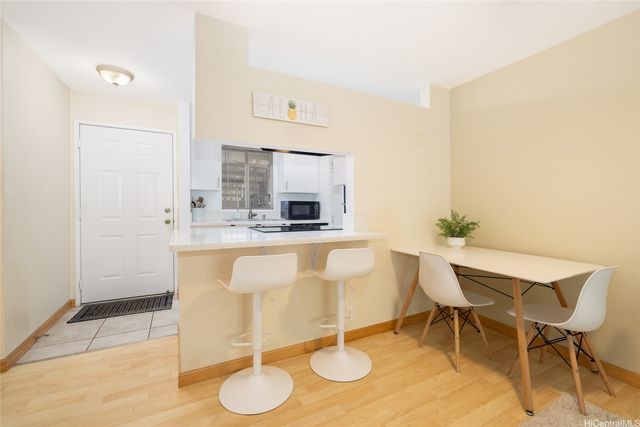95-524 Wikao Street A204, Mililani, HI 96789