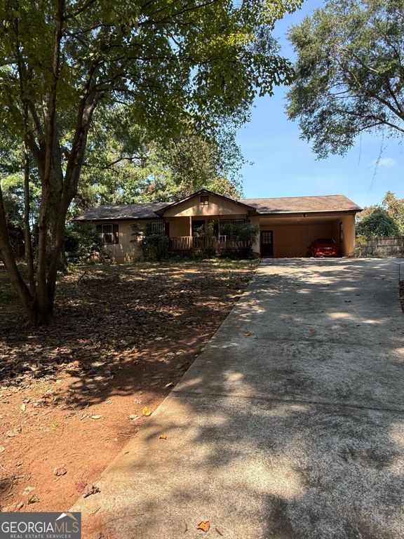 4480 Mcclure Road, Acworth, GA 30101