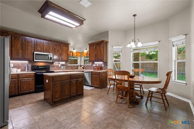 810 S Heather Marie Court, Temple, TX 76502