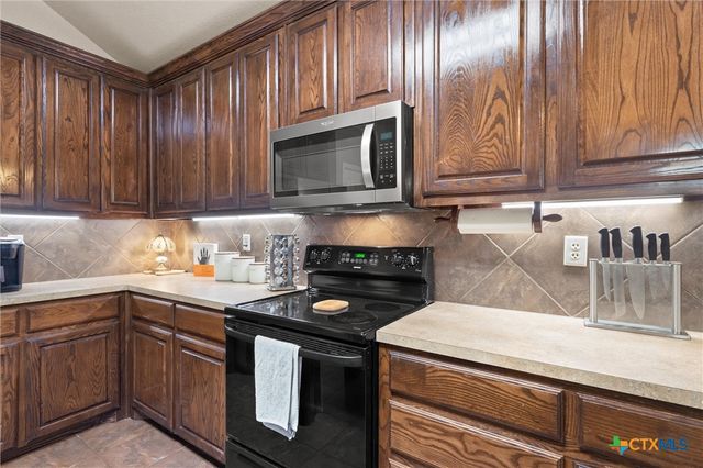 810 S Heather Marie Court, Temple, TX 76502