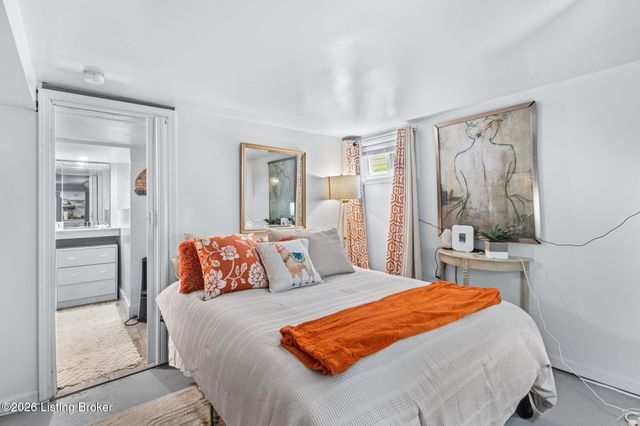 211 Pennsylvania Ave, Louisville, KY 40206