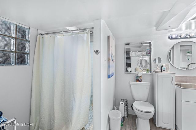 211 Pennsylvania Ave, Louisville, KY 40206