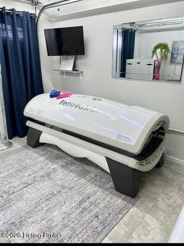 211 Pennsylvania Ave, Louisville, KY 40206