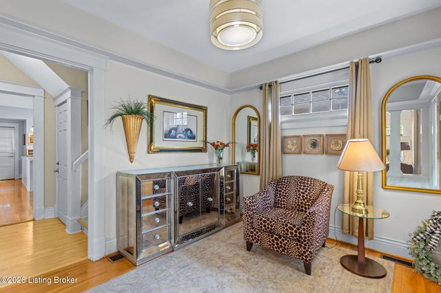 211 Pennsylvania Ave, Louisville, KY 40206