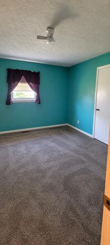 147 Greg Drive, Hustonville, KY 40437