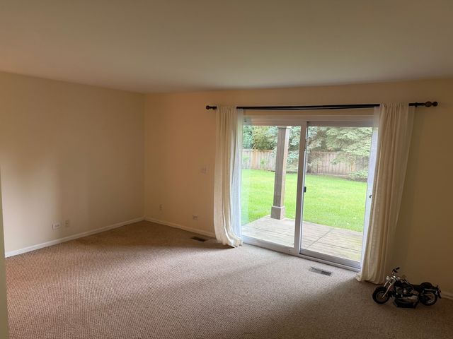 2674 S EMBERS A, Arlington Heights, IL 60005