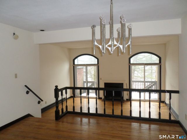 1165 Whitney Avenue 1165, Hamden, CT 06517