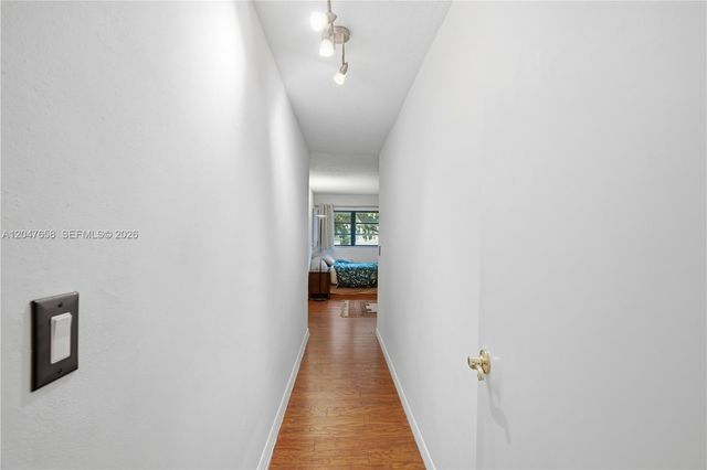 2822 N 34th Avenue, Hollywood, FL 33021