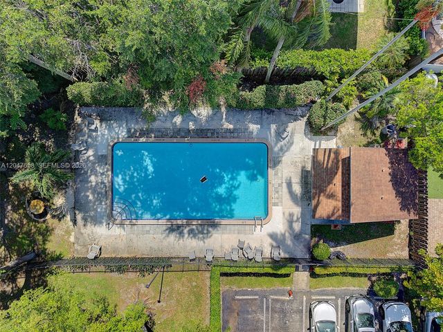 2822 N 34th Avenue, Hollywood, FL 33021