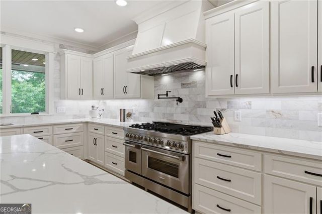 349 Masons Way, Waleska, GA 30183