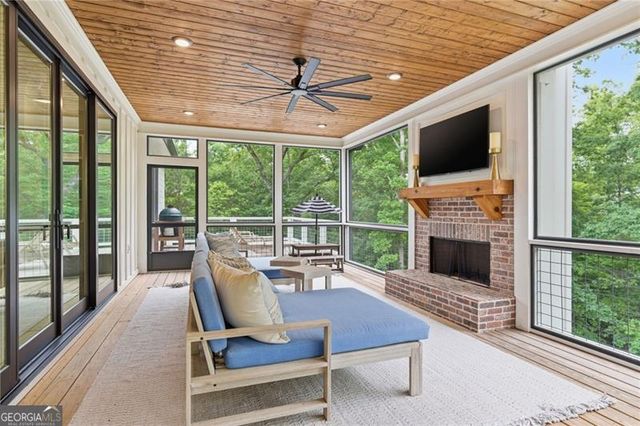 349 Masons Way, Waleska, GA 30183