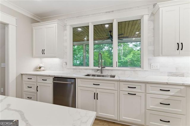 349 Masons Way, Waleska, GA 30183