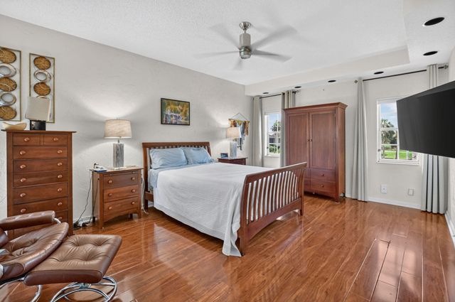 7659 Cinebar Drive, Boca Raton, FL 33433