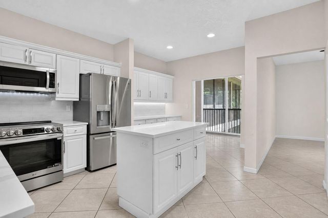 7659 Cinebar Drive, Boca Raton, FL 33433