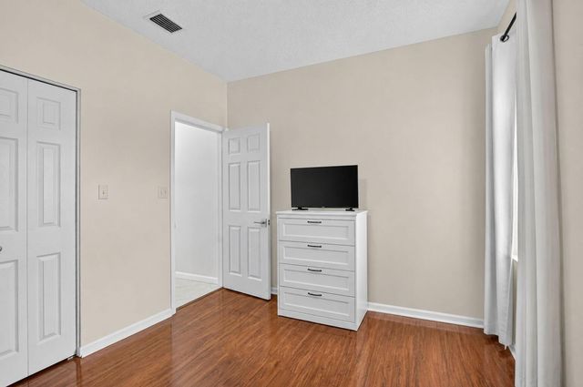 7659 Cinebar Drive, Boca Raton, FL 33433