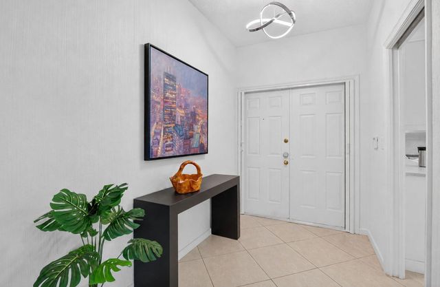 7659 Cinebar Drive, Boca Raton, FL 33433