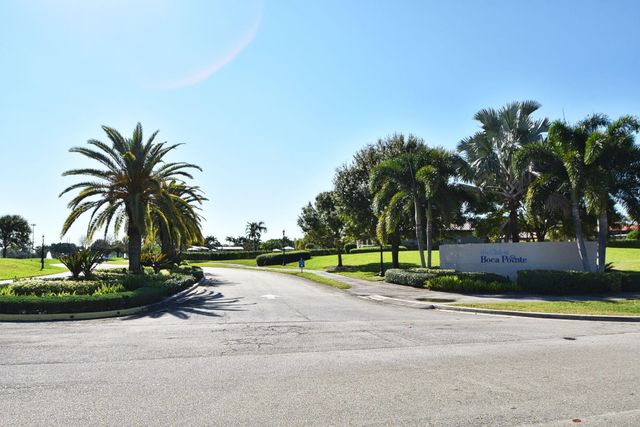 7659 Cinebar Drive, Boca Raton, FL 33433
