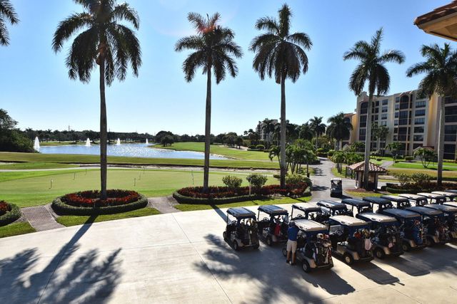 7659 Cinebar Drive, Boca Raton, FL 33433