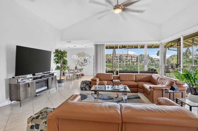 7659 Cinebar Drive, Boca Raton, FL 33433