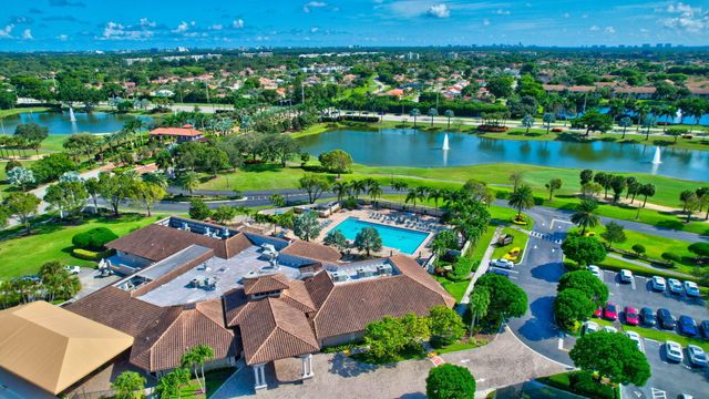 7659 Cinebar Drive, Boca Raton, FL 33433