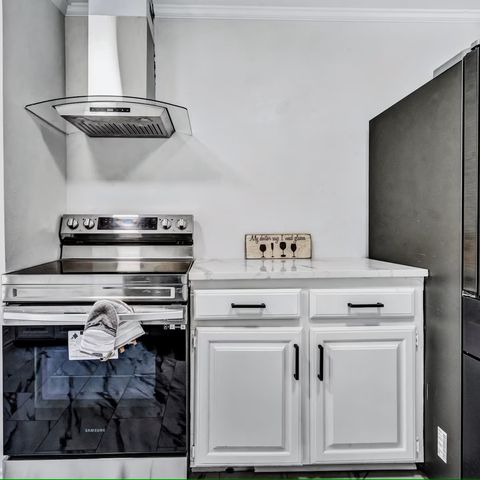 3402 S Glenbrook Drive, Garland, TX 75041