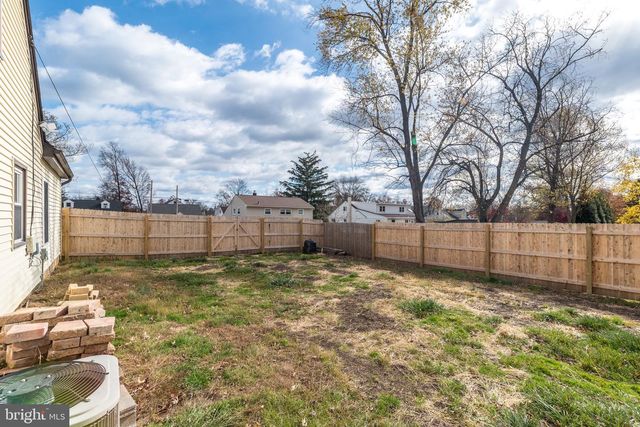 220 PENNBROOK AVE, Lansdale, PA 19446