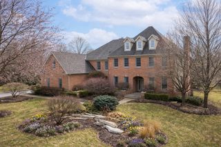 121 Boulder Drive, Lake In The Hills, IL 60156