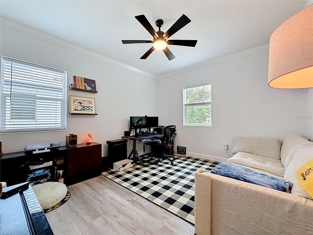 525 ELM STREET, Safety Harbor, FL 34695